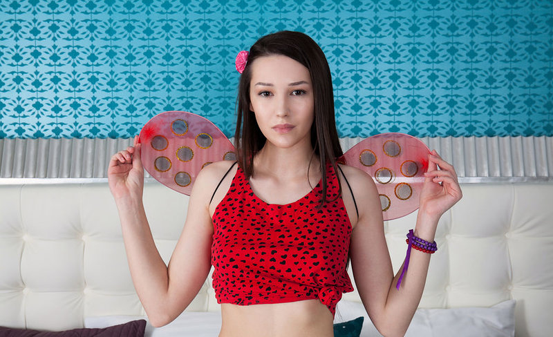 Люся, 19 лет, 0 размер груди